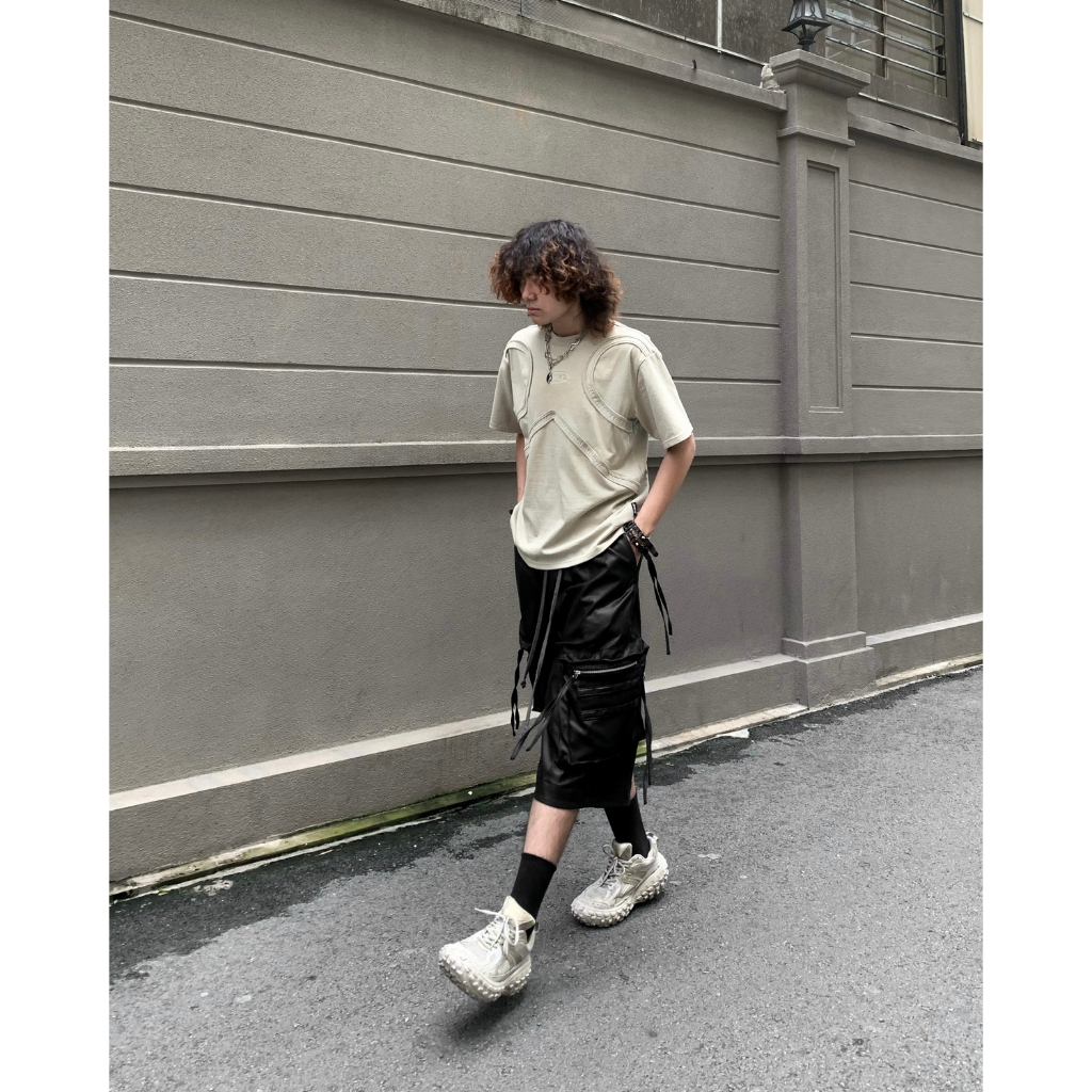 Áo thun unisex màu be local brand HUGU - THE CURVES - họa tiết đường cong, cotton 2 chiều, form boxy