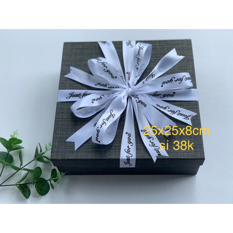 Hộp vuông size lớn, rộng 25cm cao 8cm