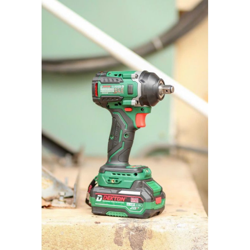 Máy bắn bulon pin Dekton M21 IW550PRO 550Nm