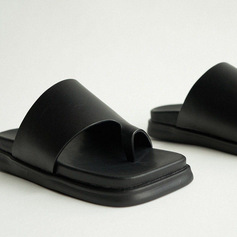 WAA STUDIO - Xỏ Sandals Pass