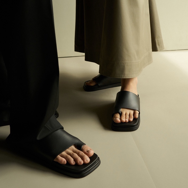 WAA STUDIO - Xỏ Sandals Pass