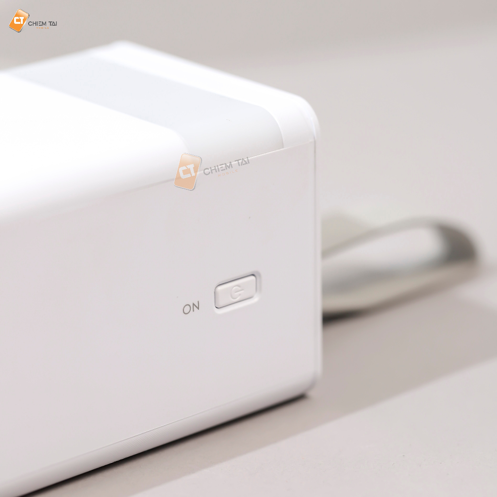 Pin sạc dự phòng tích hợp đèn LED 50000mAh 22.5W Remax RPP-321