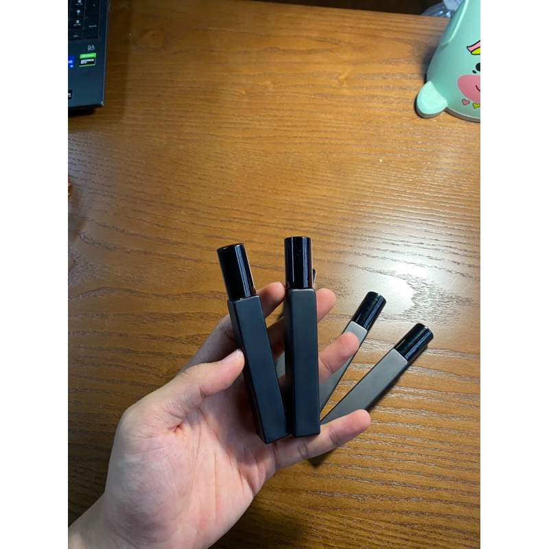 Chai chiết nước hoa 10ml CAO VUÔNG DÀY sơn màu