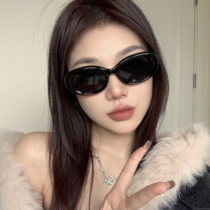 Kính mắt y2k đen BEAR18 phong cách cá tính dành cho nam và nữ