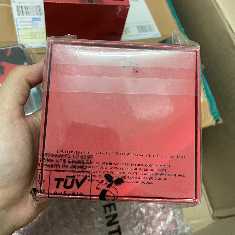 Jisoo Blackpink First Single ME Kit Album | Ảnh thật