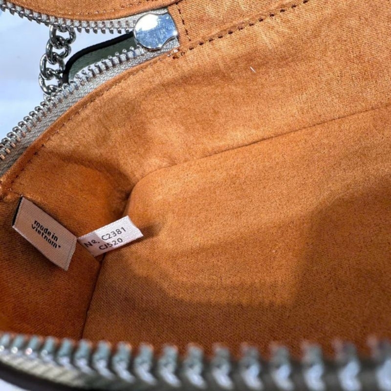 C0ach Train Case Crossbody✨Túi coach dáng hộp mini xinh xắn