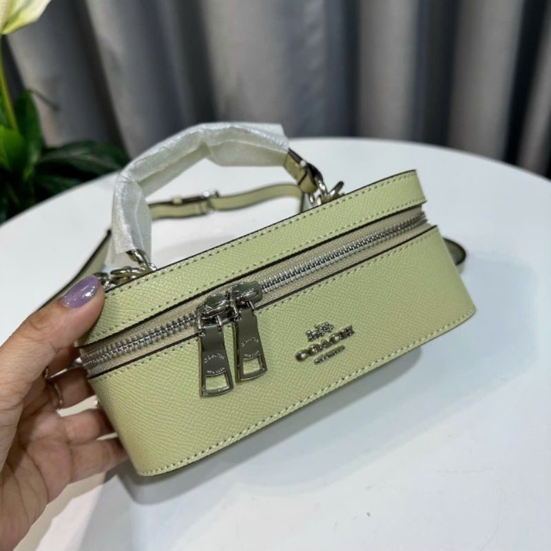 C0ach Train Case Crossbody✨Túi coach dáng hộp mini xinh xắn