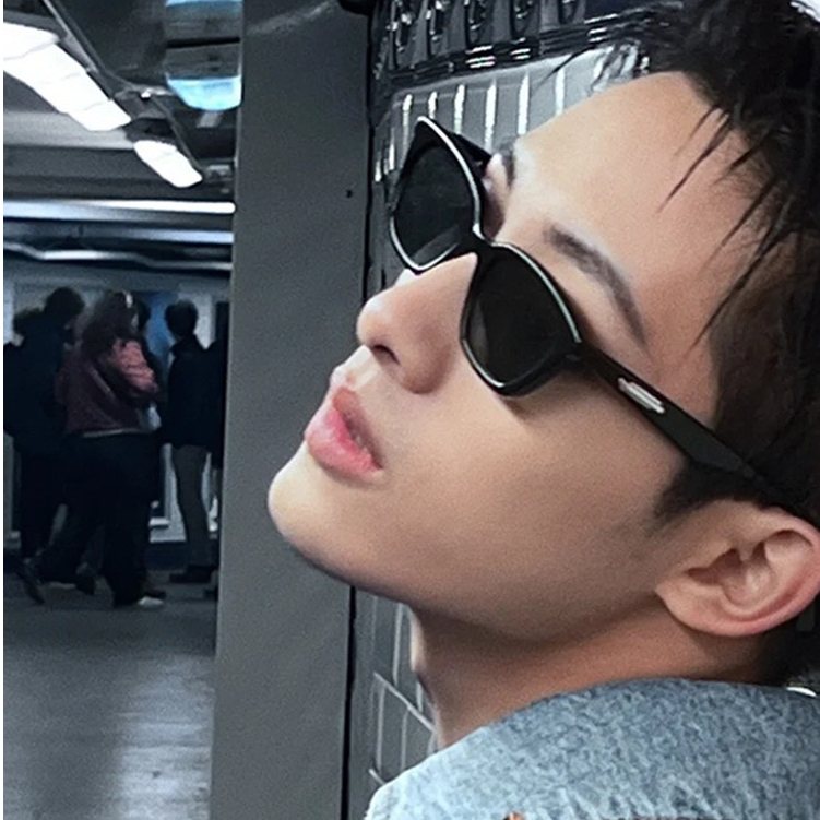 Kính mắt y2k đen BEAR18 phong cách cá tính dành cho nam và nữ