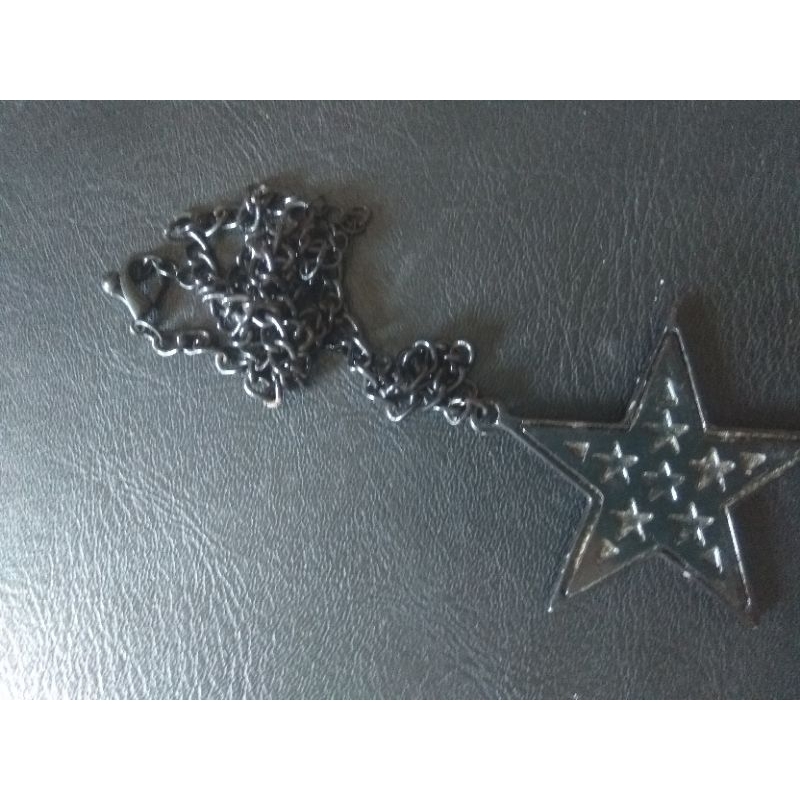 Hai vòng sao và cườm