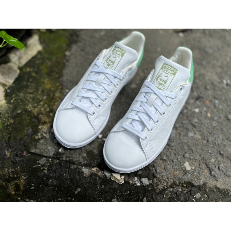 Giày thời trang nữ adidas Trắng xanh lá