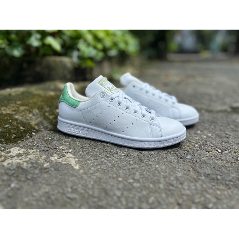 Giày thời trang nữ adidas Trắng xanh lá