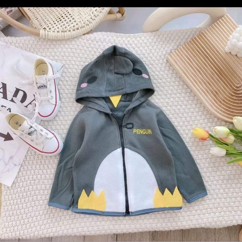 Áo khoát tai thú cho bé trai va gái có size từ 5 đến 12ki