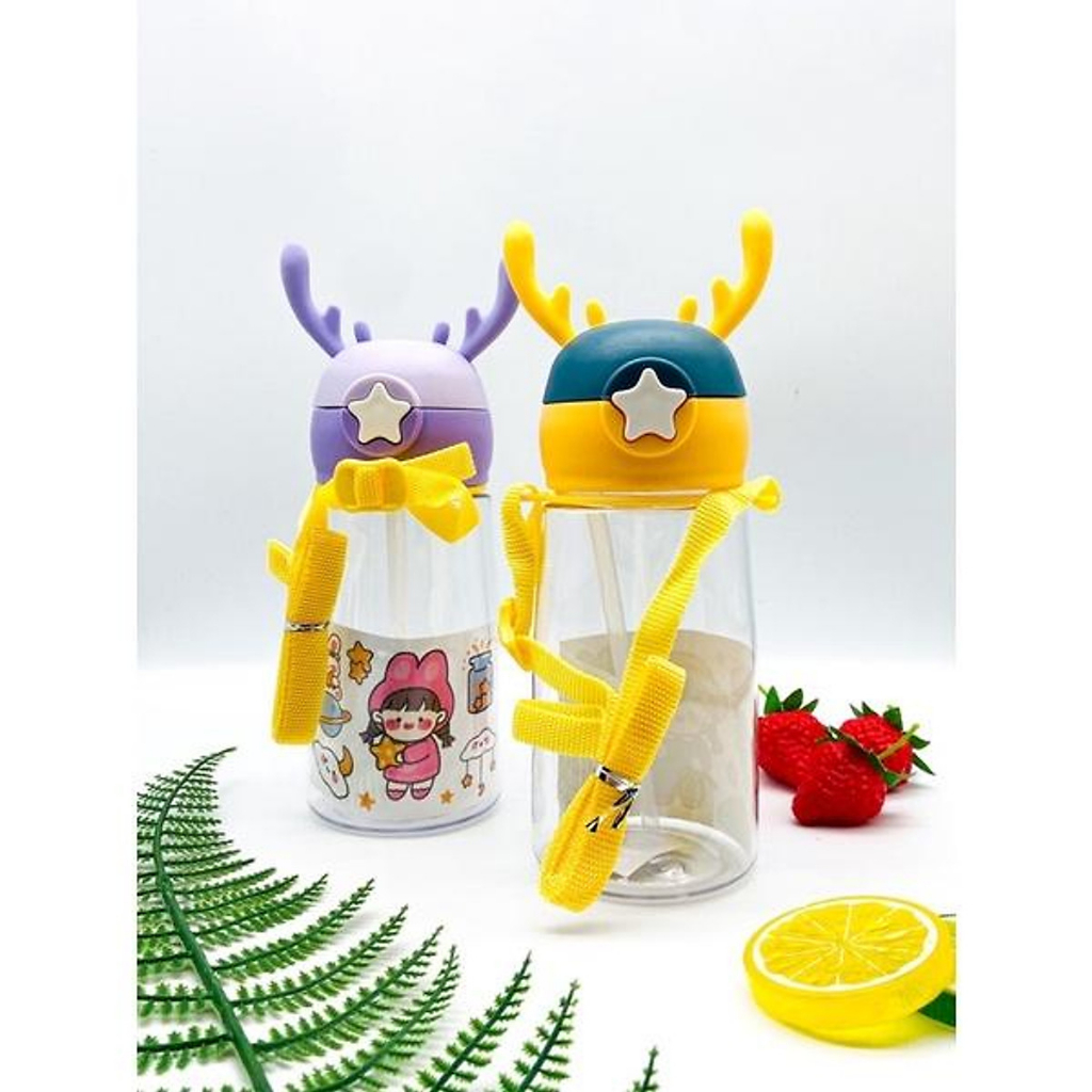 Bình Đựng Nước Sừng Hươu Cho Bé Dung Tích 600ml Bình Nhựa Họa Tiết Hoạt Hình Dễ Thương