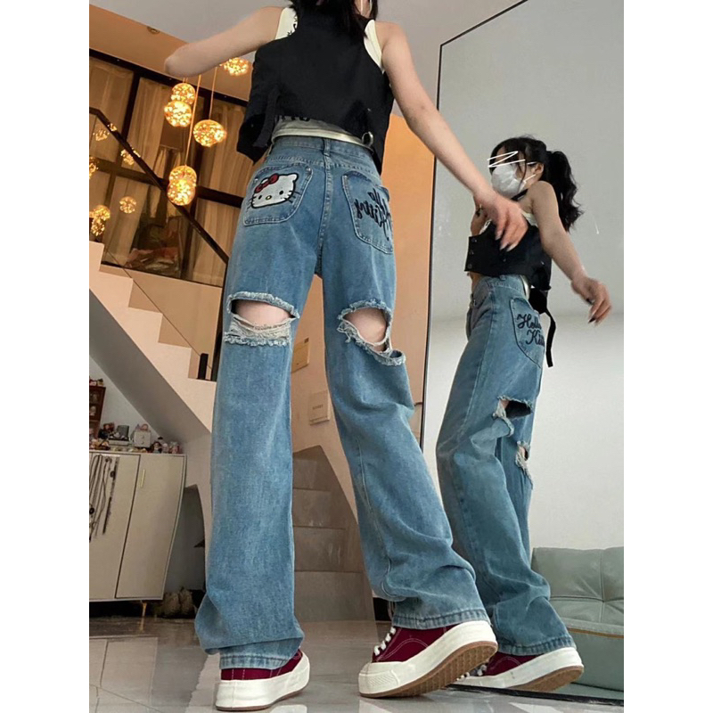 Hàng có sẵn - Quần Jean ống suông Hello Kitty màu xanh hoạ tiết rách hình thêu phong cách Hàn Quốc