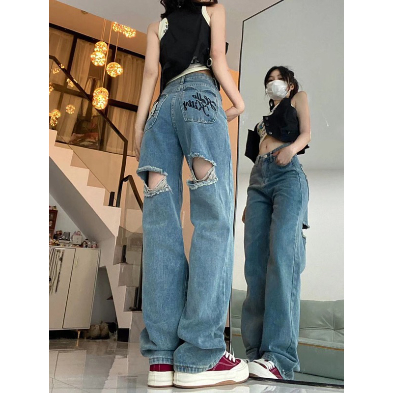 Hàng có sẵn - Quần Jean ống suông Hello Kitty màu xanh hoạ tiết rách hình thêu phong cách Hàn Quốc