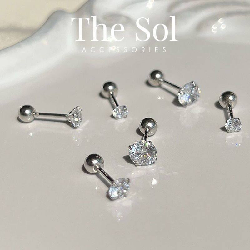 Khuyên Tai Thép Titan Đính Đá Siêu Sáng Hình Tròn Chuôi Bi thesol.accessories