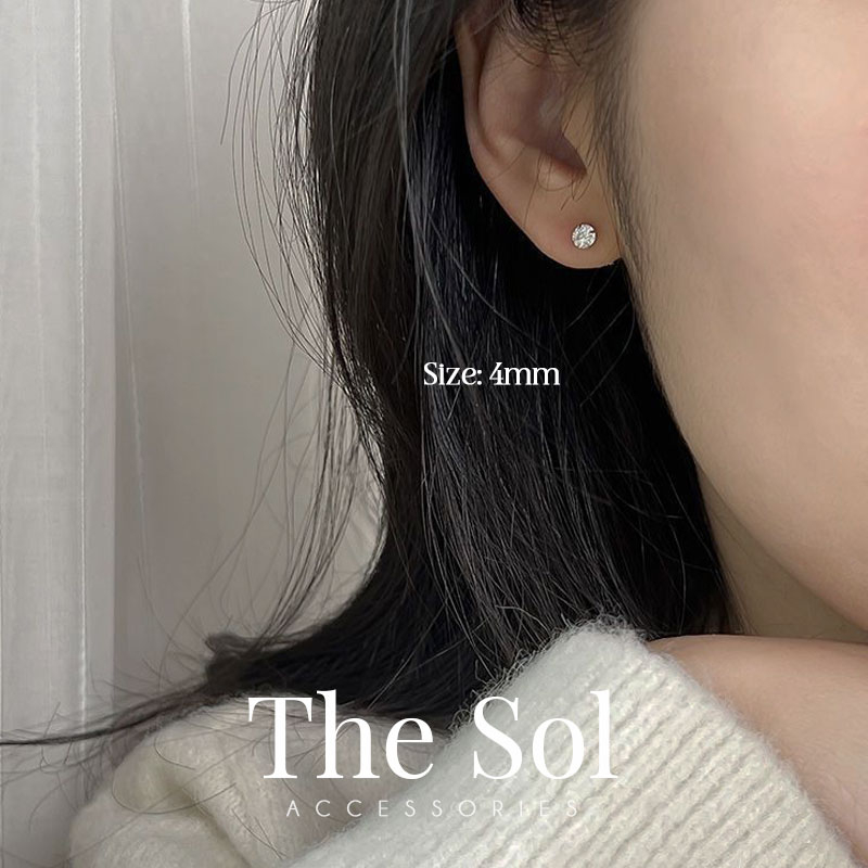 Khuyên Tai Thép Titan Đính Đá Siêu Sáng Hình Tròn Chuôi Bi thesol.accessories