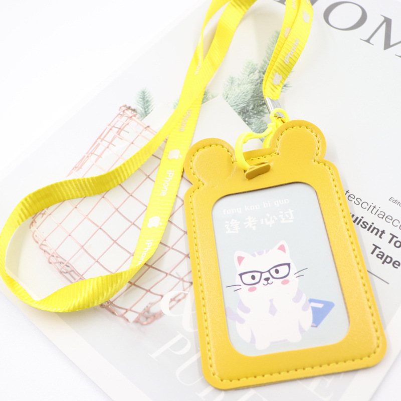 Dây đeo thẻ bọc da hình tai gấu. Loại móc đeo không có củ rút