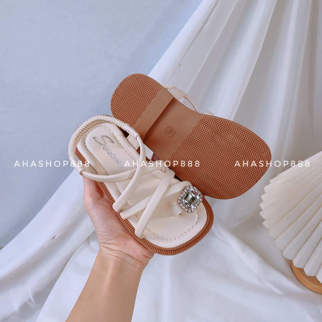 SẴN Dép Quai Hậu Xỏ Ngón Đính Đá Sáng Dây Mảnh Mềm Thoáng Chân Cho Bé Gái 3-10 Tuổi K115