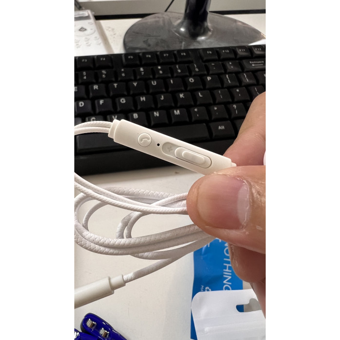 Tai nghe 3.5mm in-ear có chỉnh âm lượng | Hàng New