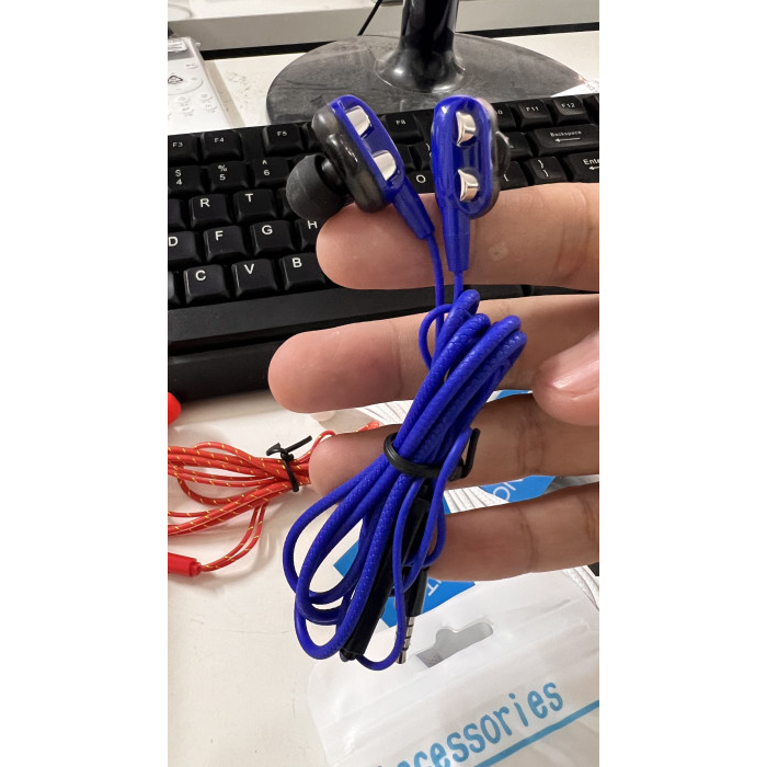 Tai nghe 3.5mm in-ear có chỉnh âm lượng | Hàng New