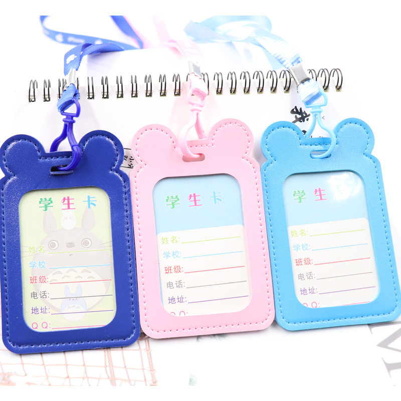 Dây đeo thẻ bọc da hình tai gấu. Loại móc đeo không có củ rút