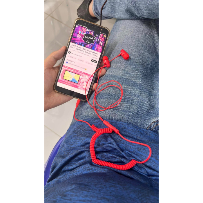 Tai nghe inear dây lò xo chân