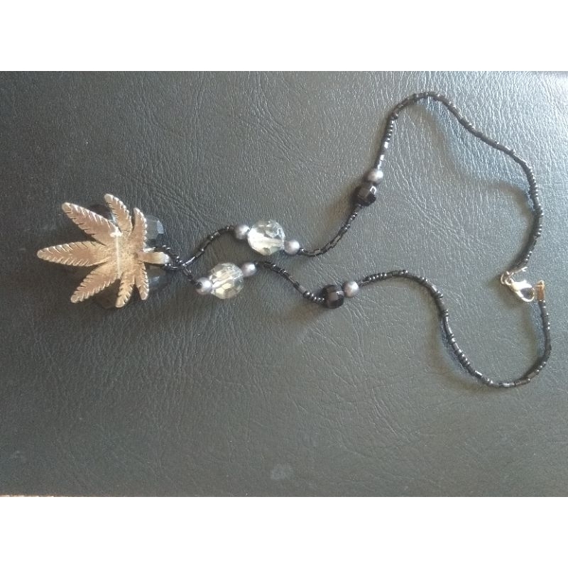 Hai vòng sao và cườm