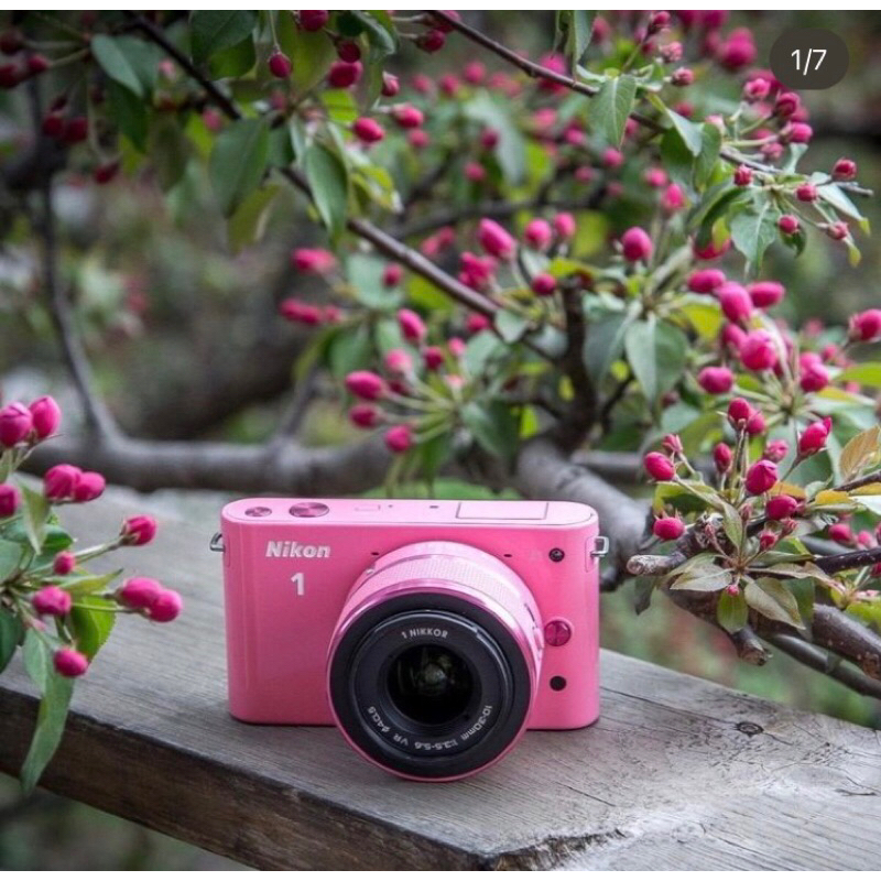 Máy ảnh compact kĩ thuật số vintage Nikon J1 bản màu Hồng đặc biệt