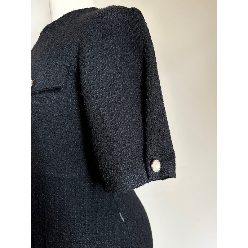 Váy vải tweet đen sang trọng