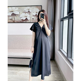 Váy bầu lụa đen cổ V ngọc