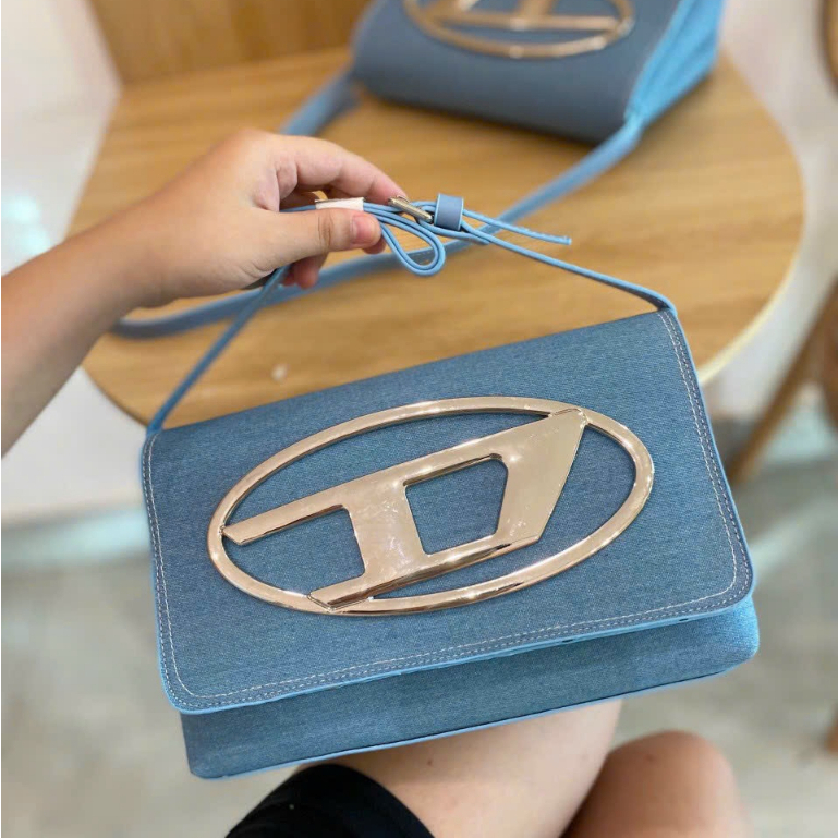 Túi disel kẹp nách đeo chéo nữ hottren size 25 mẫu mới 2023