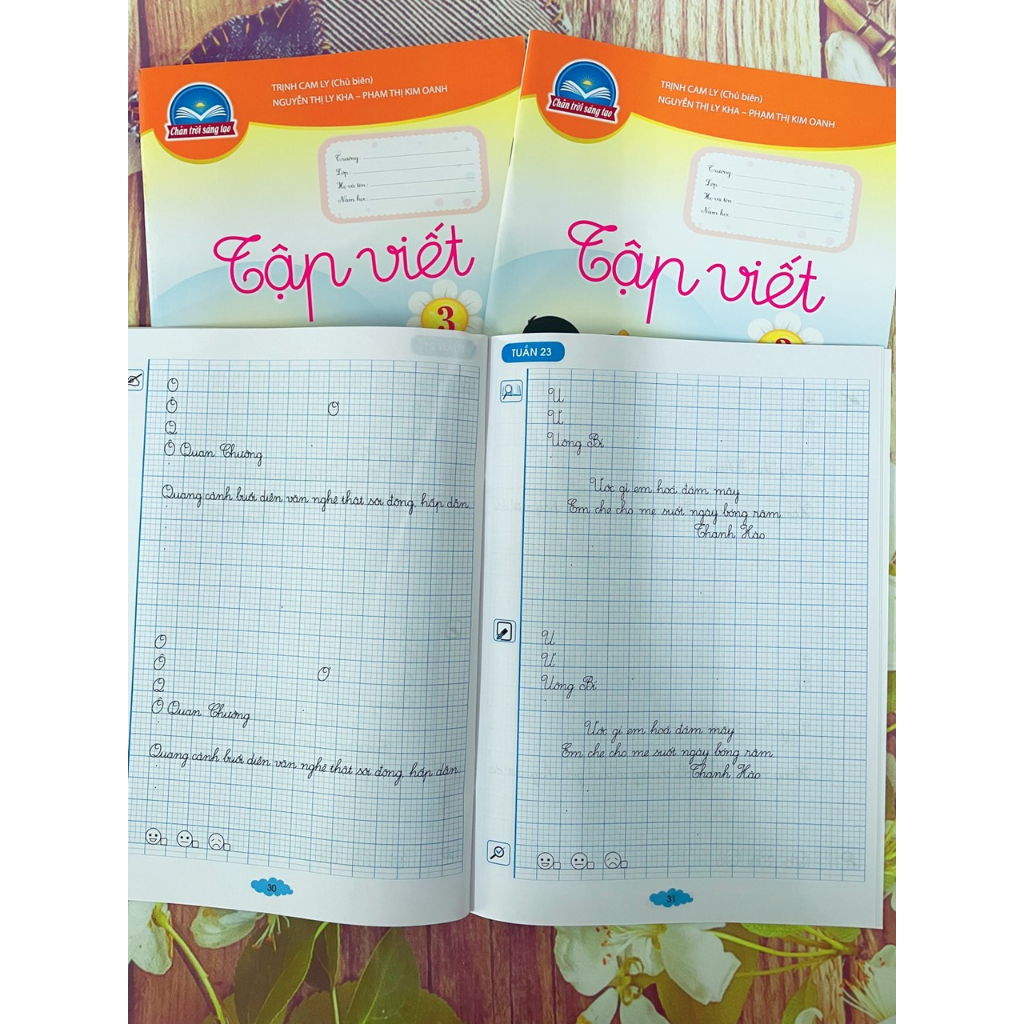 Tập viết lớp 3 và bao kiếng, tem nhãn