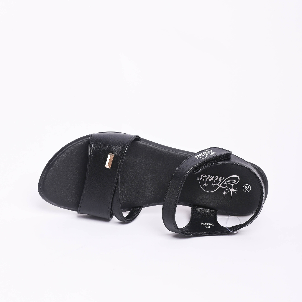 Sandal nữ thời trang