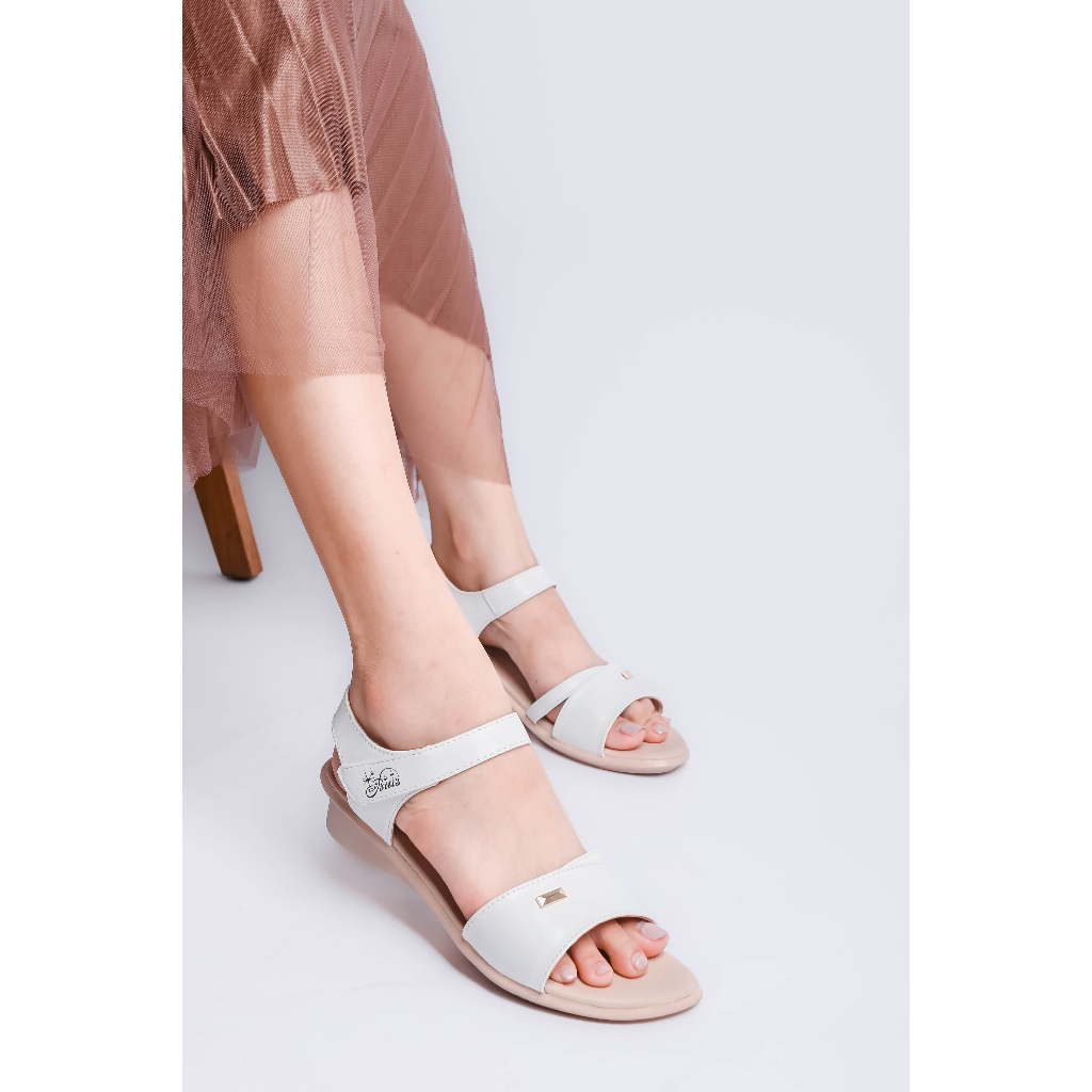 Sandal nữ thời trang