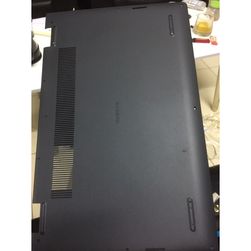 Thay vỏ laptop (D) laptop Del ínpiron 3515