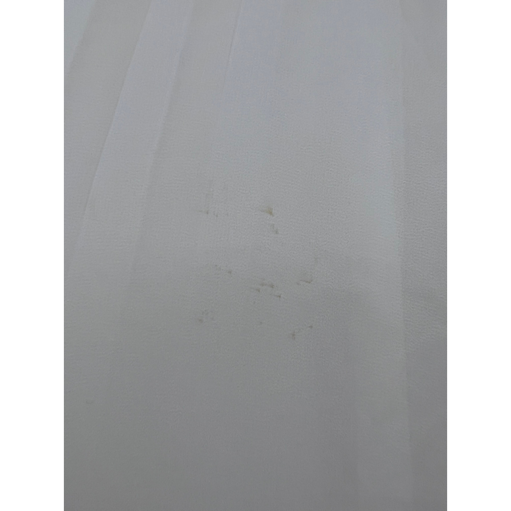 Đầm trắng xếp ly - M