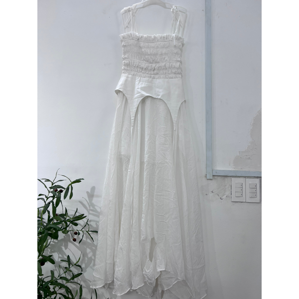 Đầm trắng 2d dúng - S