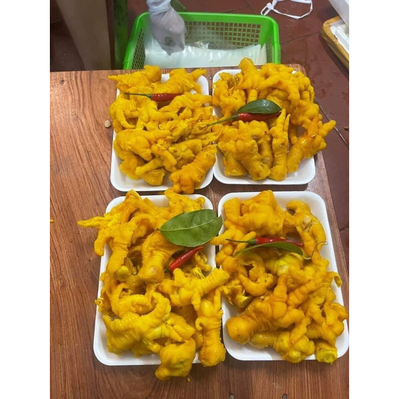 CHÂN GÀ Ủ MUỐI 300GR ( CHỈ GIAO HOẢ TỐC)