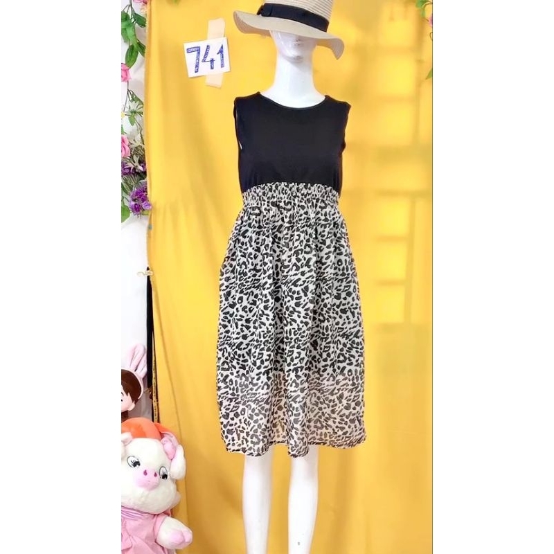 đầm thun len phối chân váy beo (dưới size M+). S741