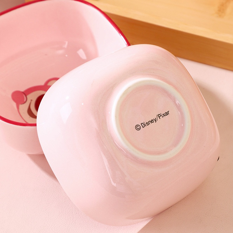 Bát / Chén vuông gốm sứ Gấu Dâu Lotso hàng chính hãng Disney để đồ ăn phụ, bánh kẹo