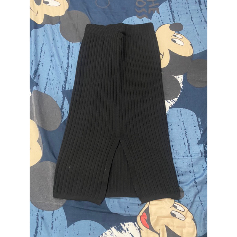 Pass combo 2 chân váy len size s