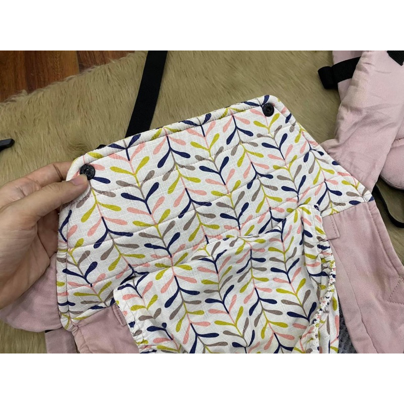 Địu Peekara 4 tư thế lưới màu hồng secondhand