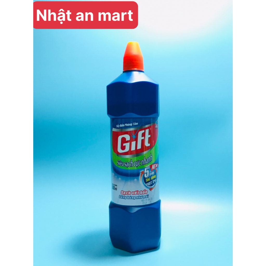 Nước tẩy bồn cầu Gift chai 900ml