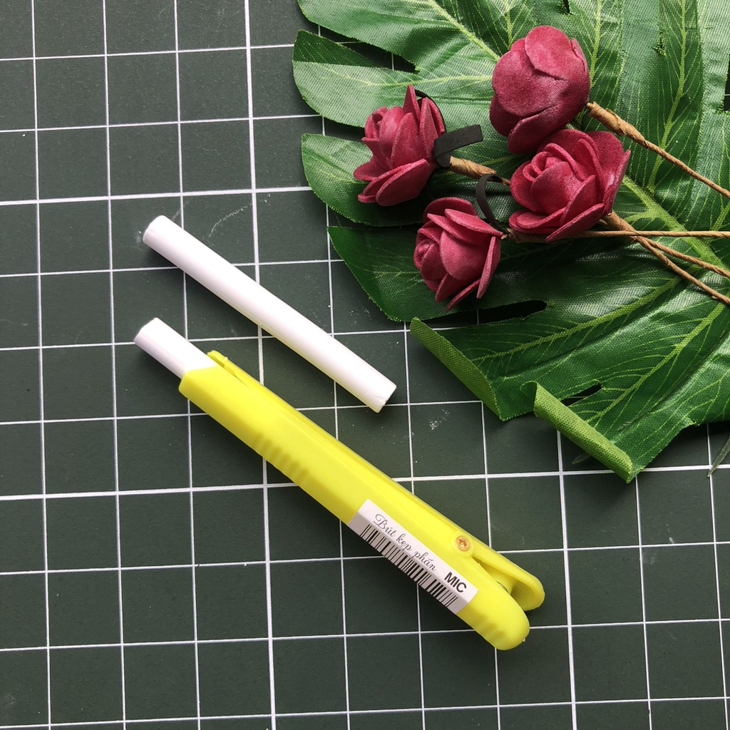 Bút kẹp phấn MIC cầm phấn chắc chắn sạch đẹp