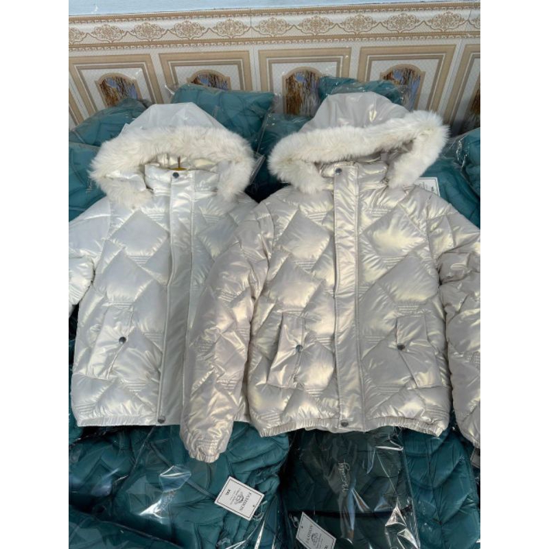 Áo bóng nữ lông vũ