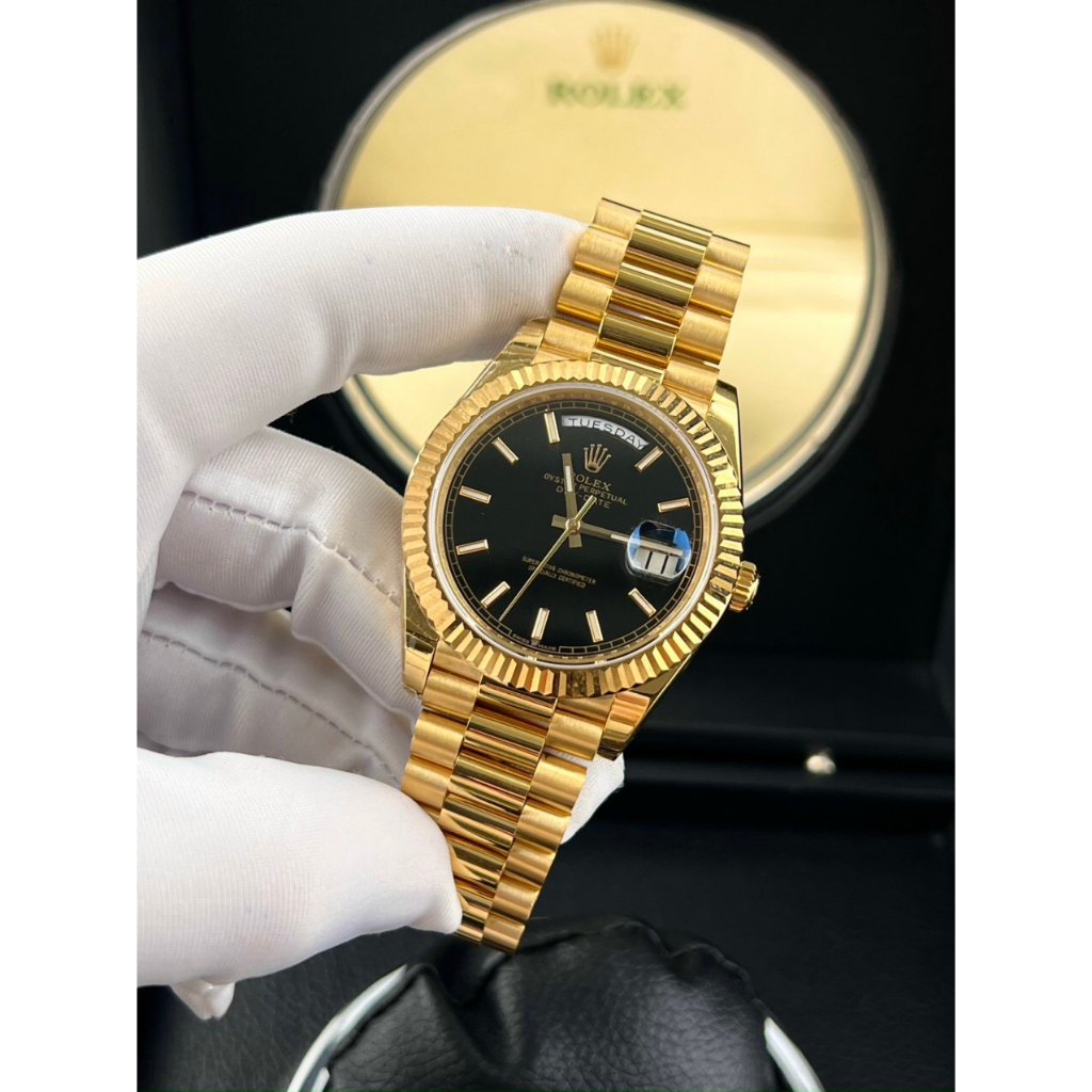 Đồng hồ nam Rolex DayDate Gold 40mm máy Calibre 3235 28800mph, khung thép oystersteel 904l mạ vàng 18