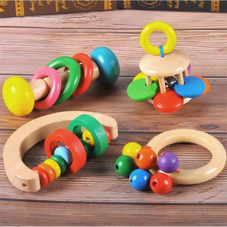 Xúc Xắc Gỗ Có Âm Thanh Lắc Tay Kích Thích Giác Quan Cho Bé