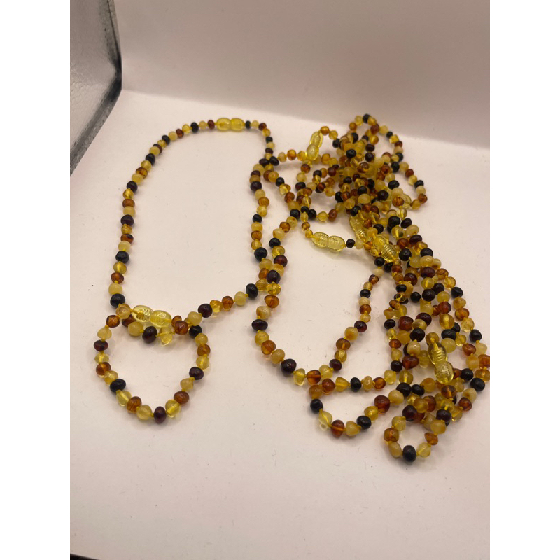 Vòng hổ phách Amber cho bé