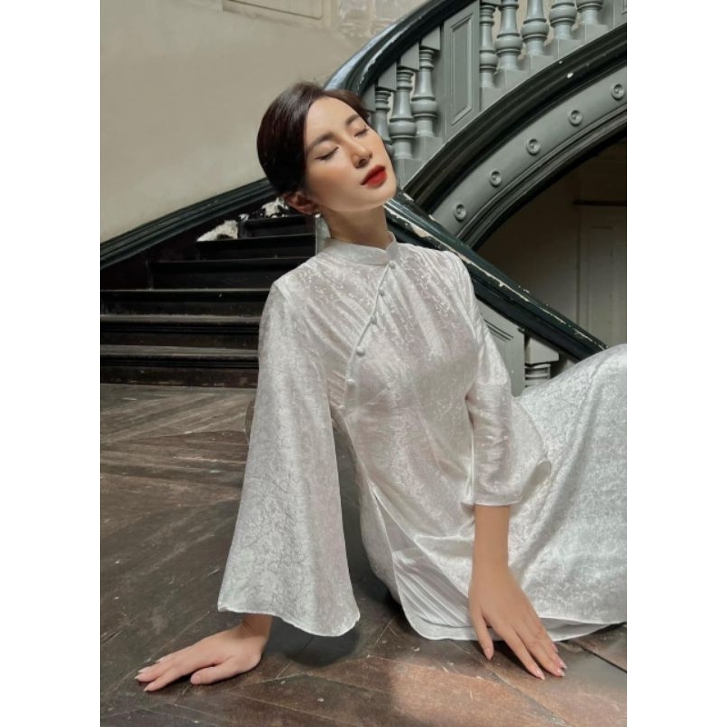 Áo dài dáng suông tay loe